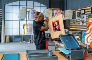 Read more about the article Discover the Best T-Shirt Printing Services in Streamwood with DSR T-Shirts